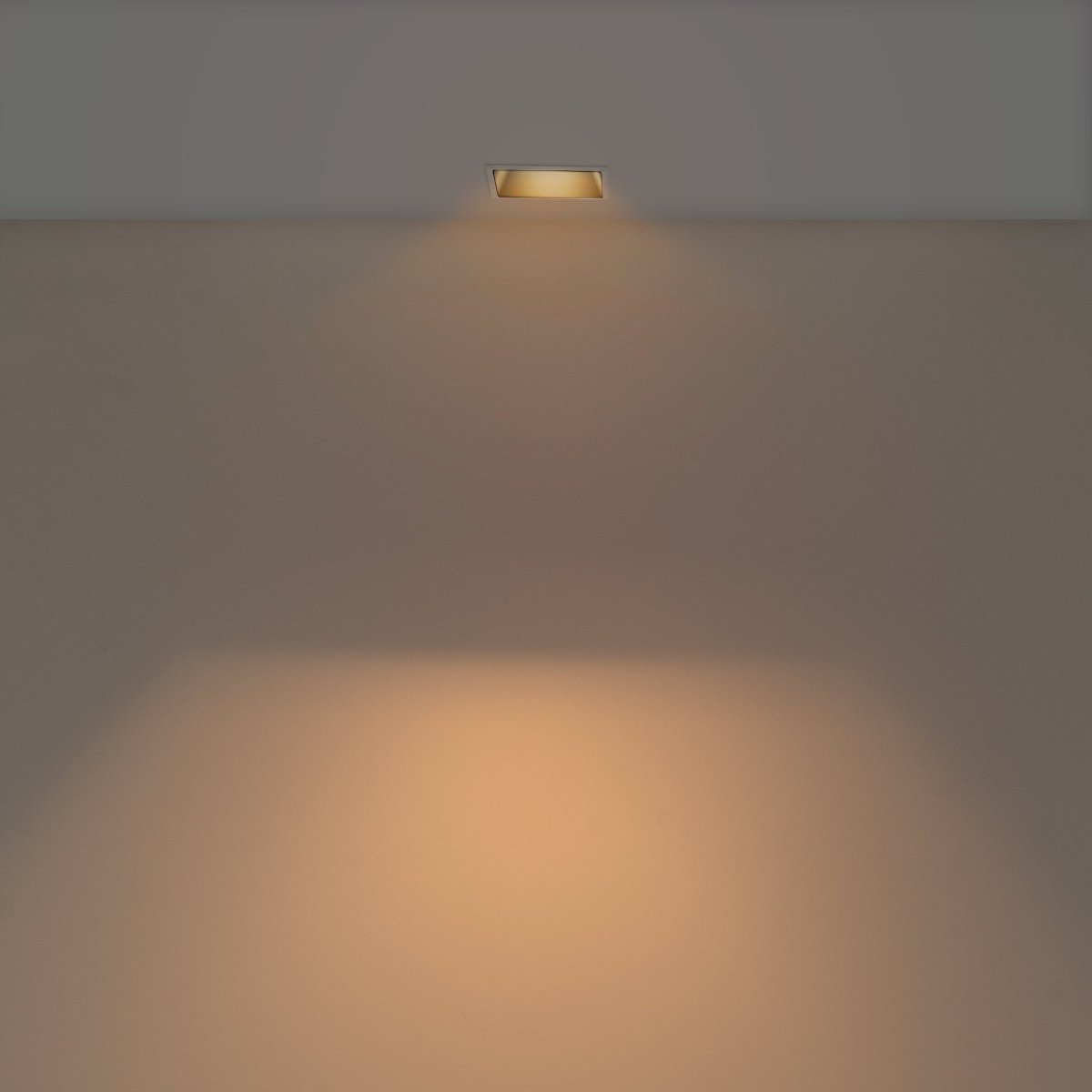 Aro downlight cuadrado asimétrico - Bajo UGR - Corte 85 x 85mm - Barcelona Led-Accesorios