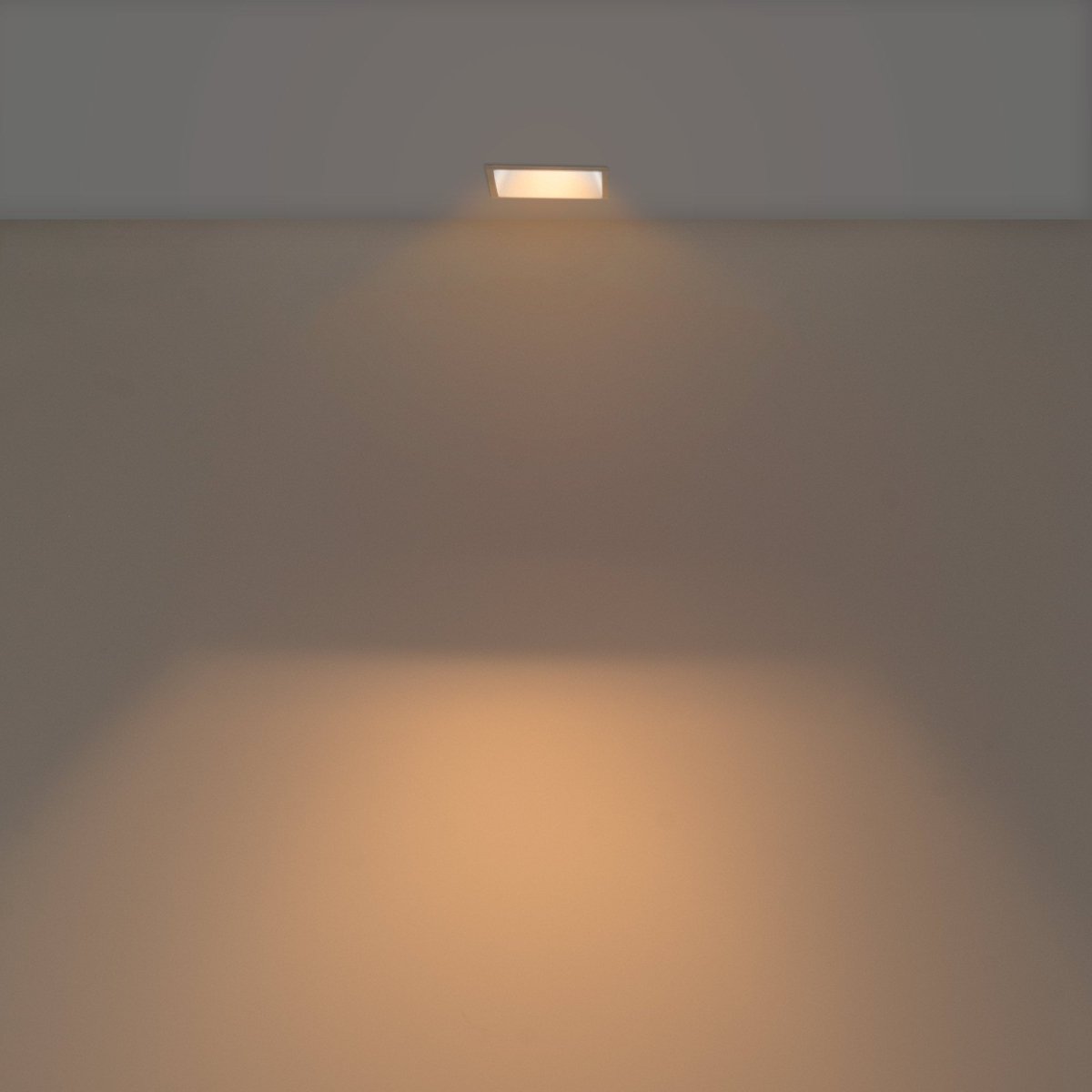 Aro downlight cuadrado asimétrico - Bajo UGR - Corte 85 x 85mm - Barcelona Led-Accesorios