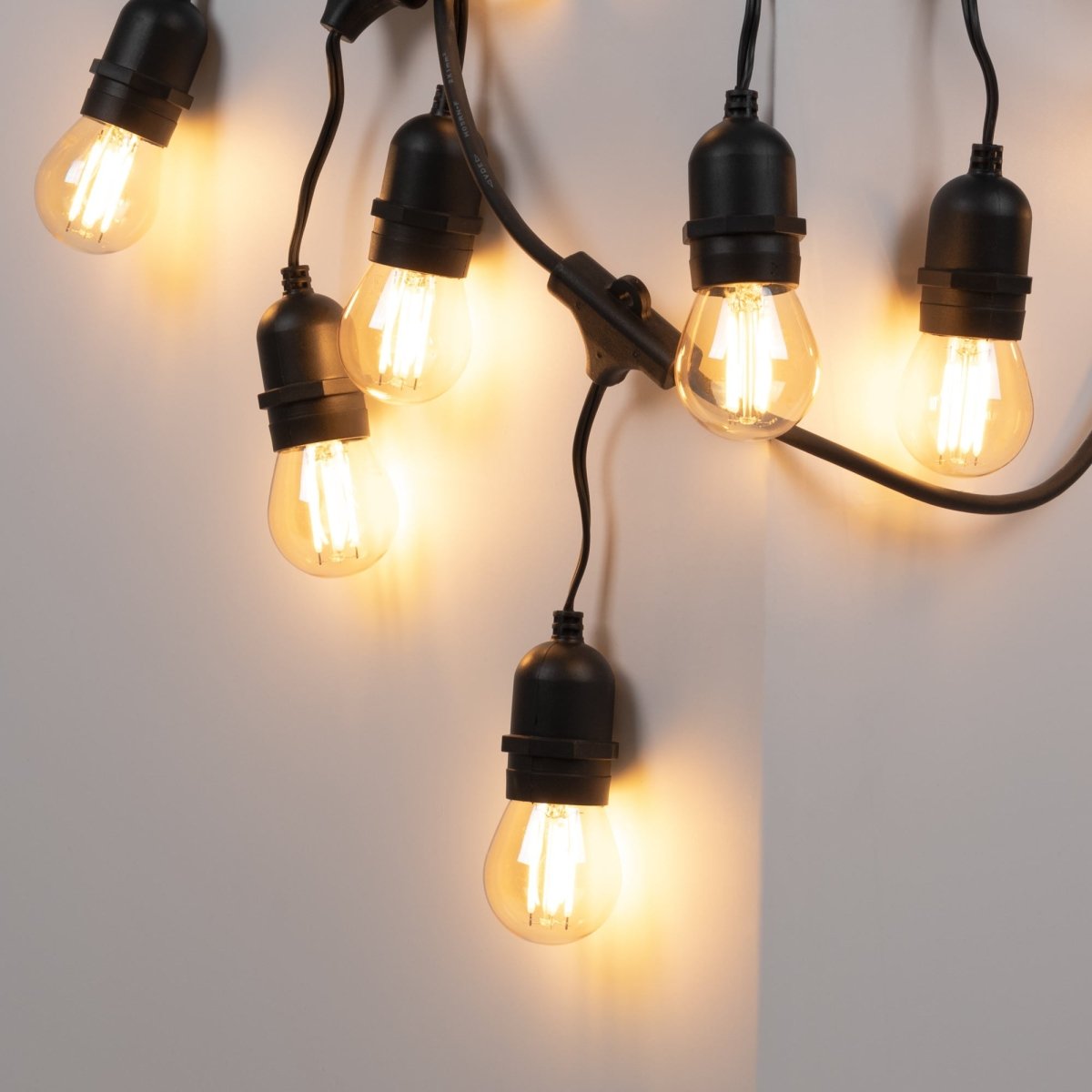 Kit guirnalda luces exterior 11,5 metros + 10 bombillas Regulables LED G45/E27- 4W - 2200K - IP44 - Barcelona Led-