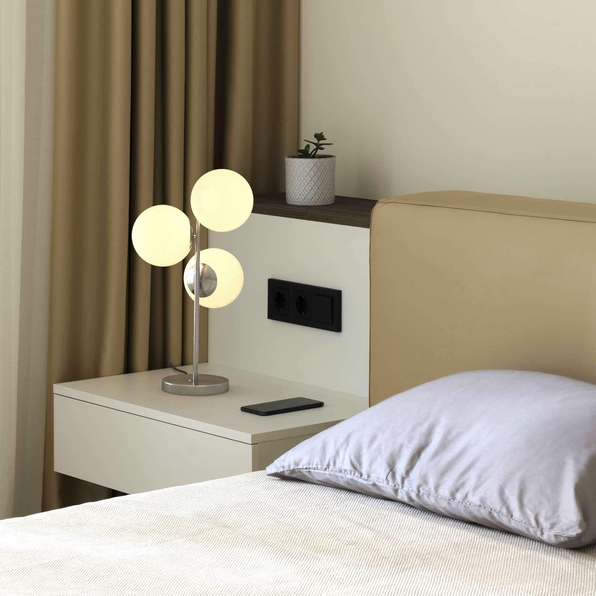 Lámpara de mesa bola cristal triple "ROM" - 3 x E27 - Ø 15cm (5)