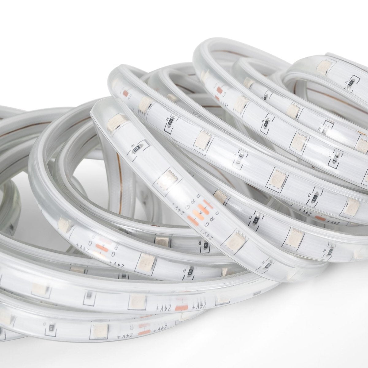 Tira LED solar exterior con mando 40W - 10 metros - IP65 - Disponible RGB y 2700K - Barcelona Led-