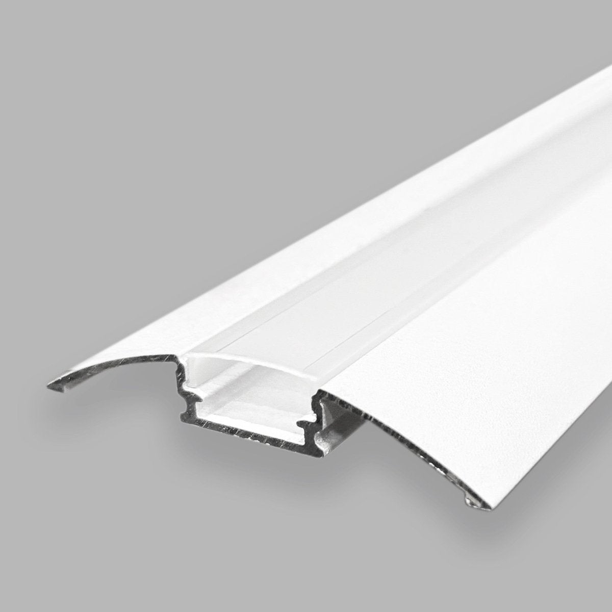 Perfil tira LED de suelo medialuna - Superficie - 9x52mm - Con difusor - 2 metros - Barcelona Led-