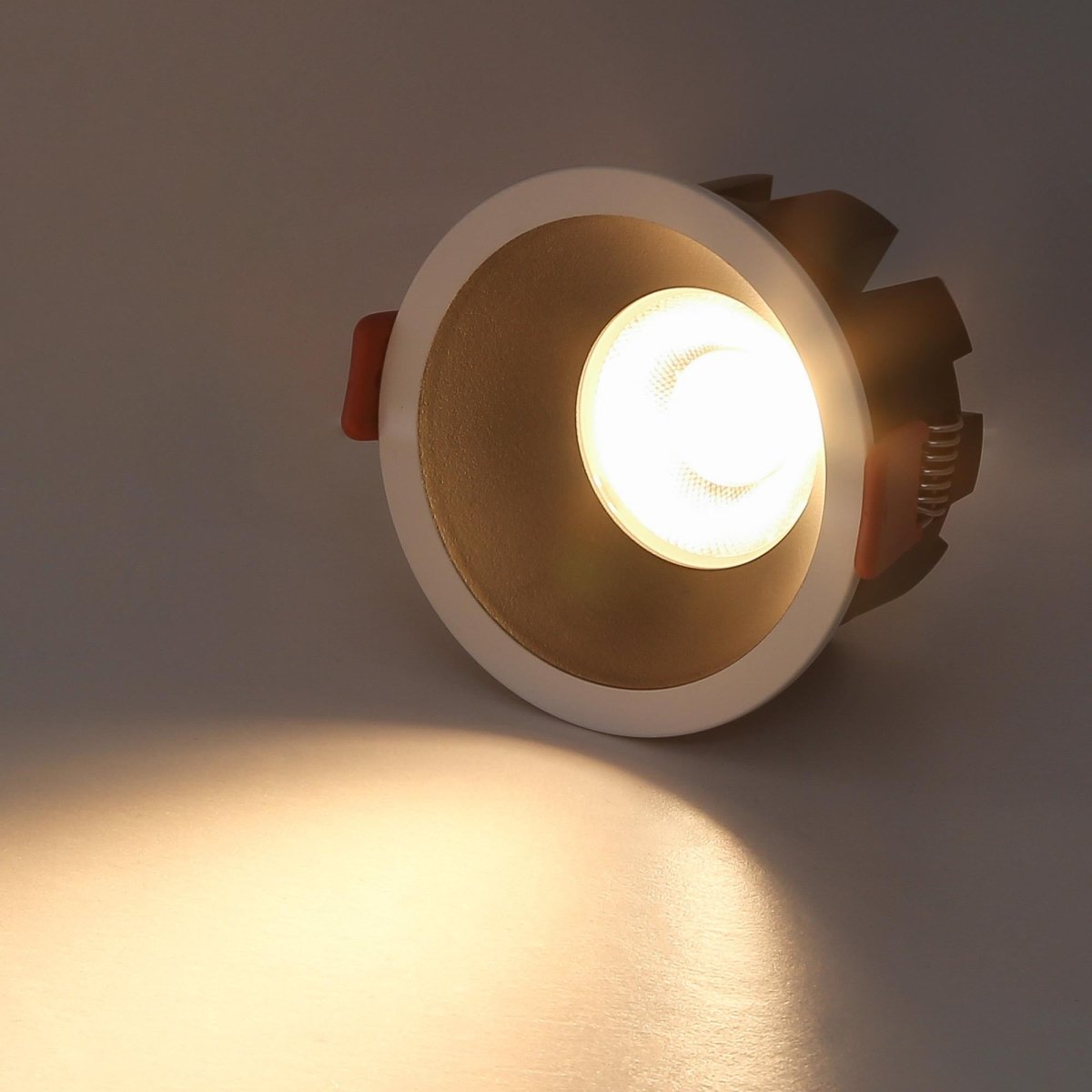 Downlight LED - 8W - CCT - Chip OSRAM - Corte Ø 75mm - Barcelona Led-