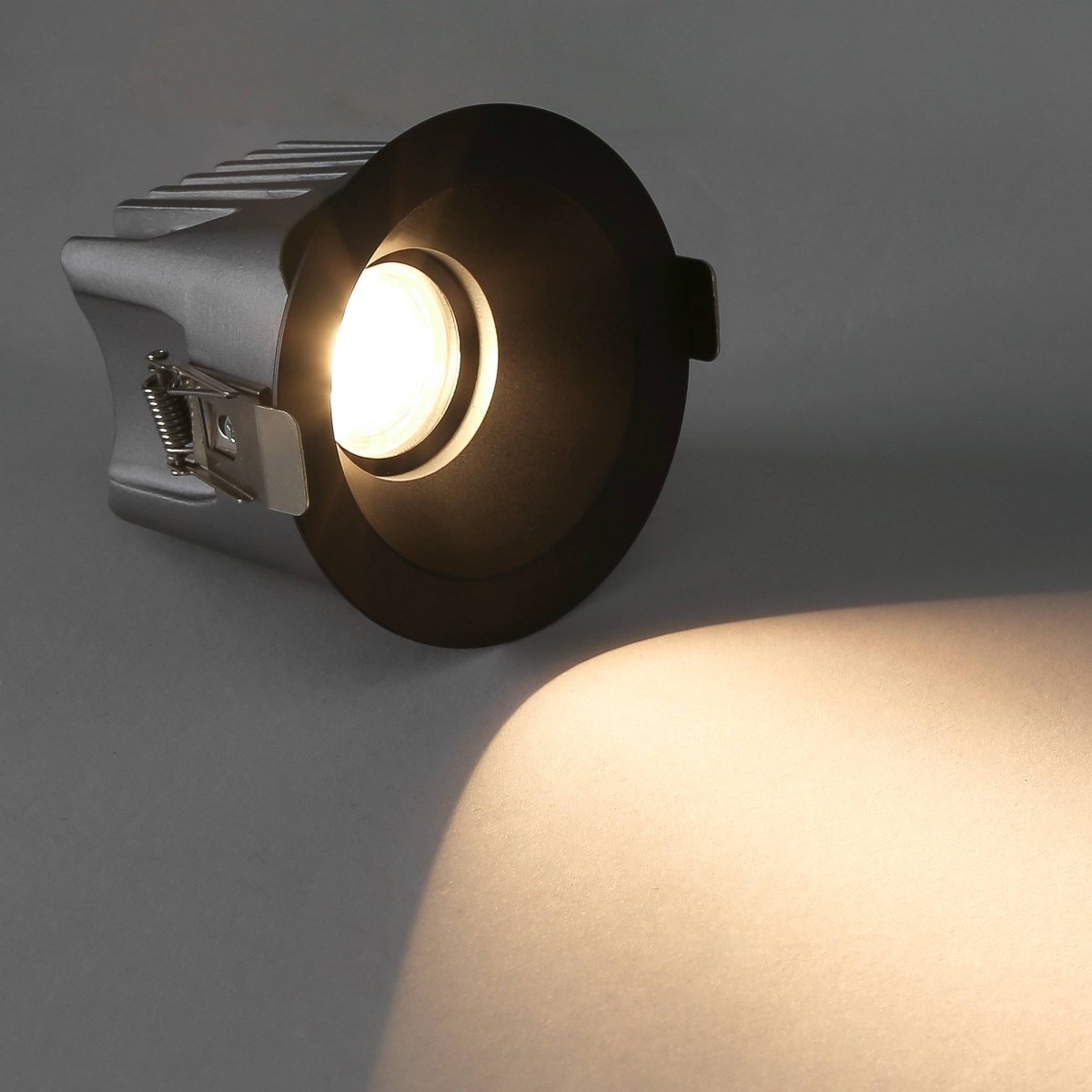 Downlight LED exterior 12W - CCT - Chip OSRAM - Driver PHILIPS - Corte Ø 75mm - IP54 - Barcelona Led-