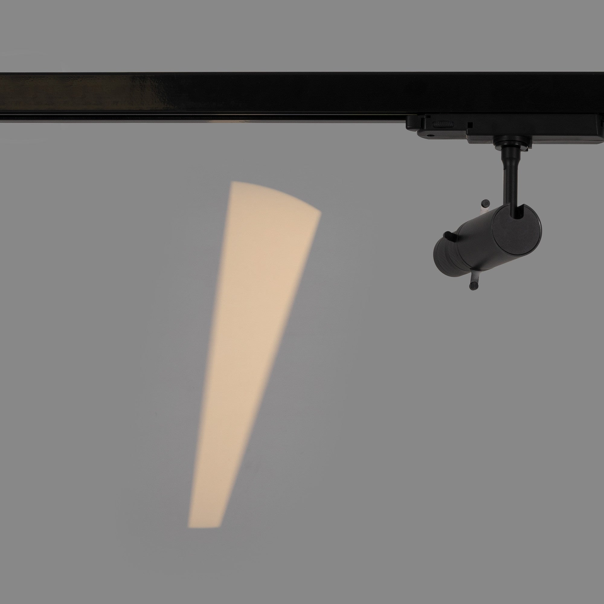 Proyector shapeable para carril trifásico - 10W - 20º-35 (19)