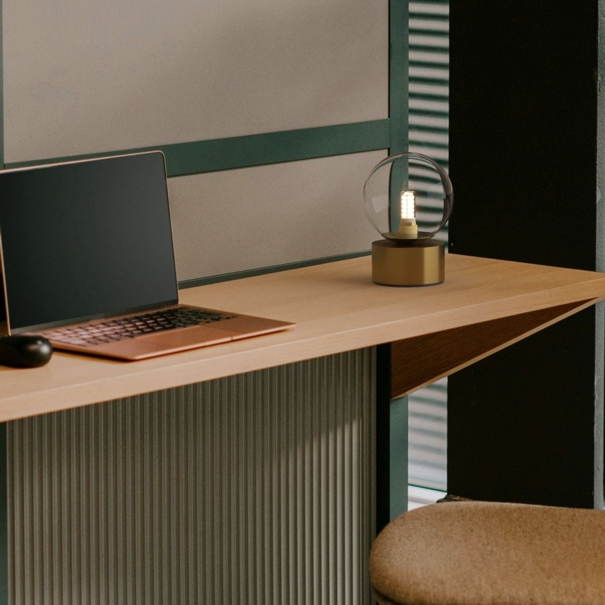 Lámpara de mesa con esfera de cristal "BASS" - G9 - Barcelona Led-Decoración