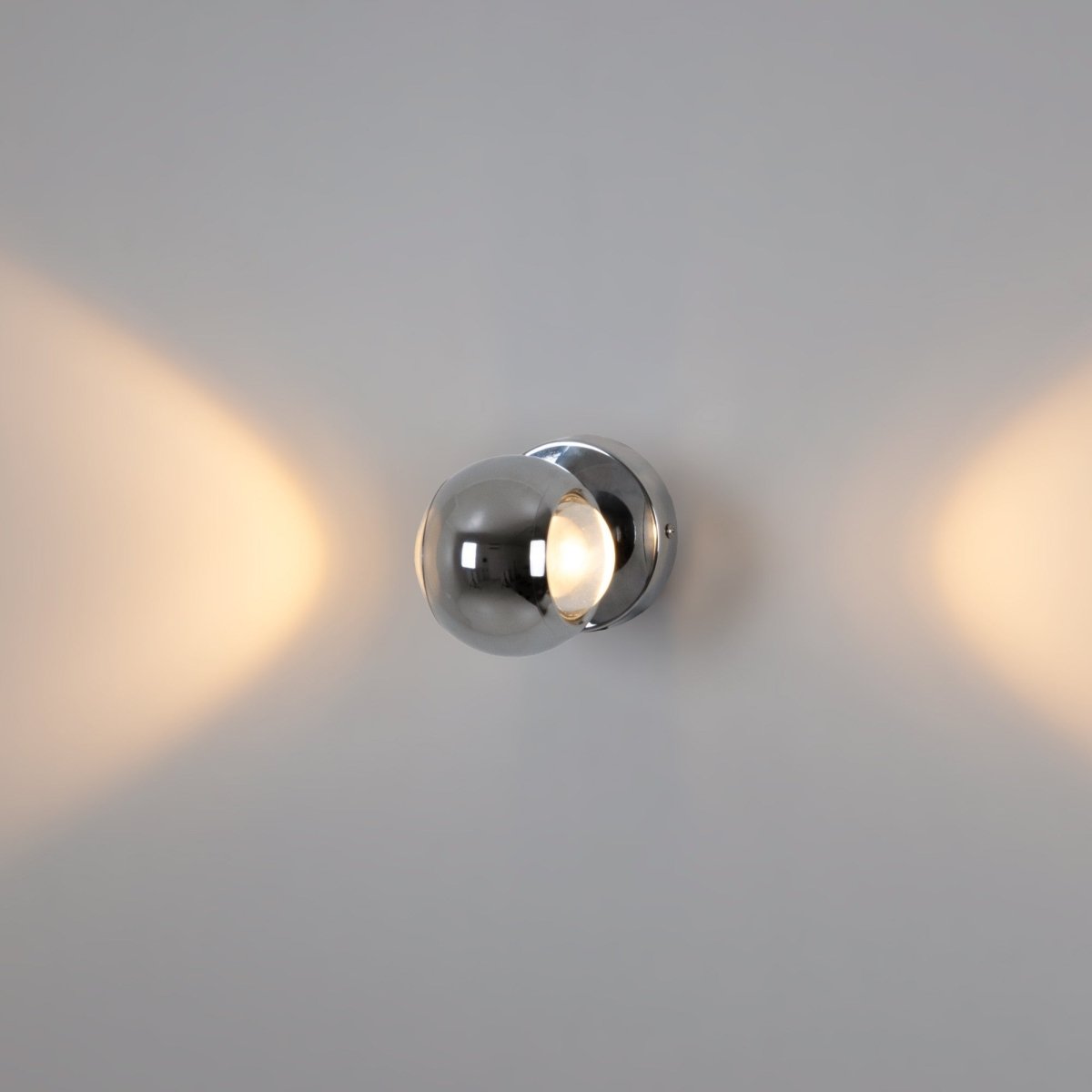 Aplique de pared LED con óptica "BOO" 9W - Cromo - Up & down - 2700K - Barcelona Led-Decoración