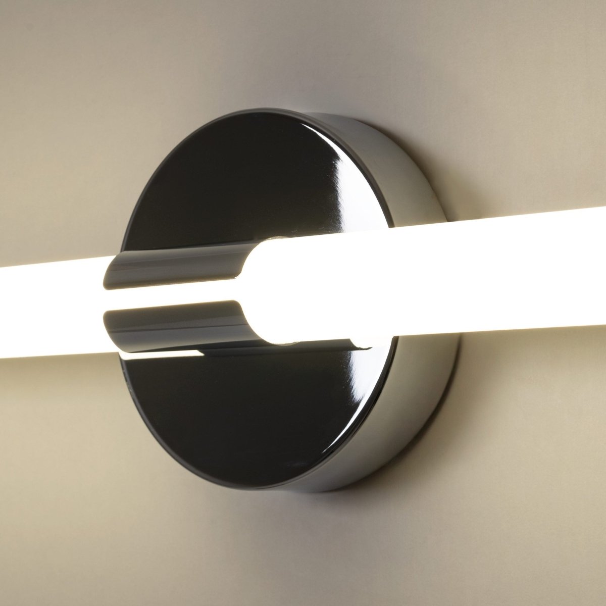 Aplique LED tubular para baño - 8W - 720lm - IP44 - 60cm - Barcelona Led-