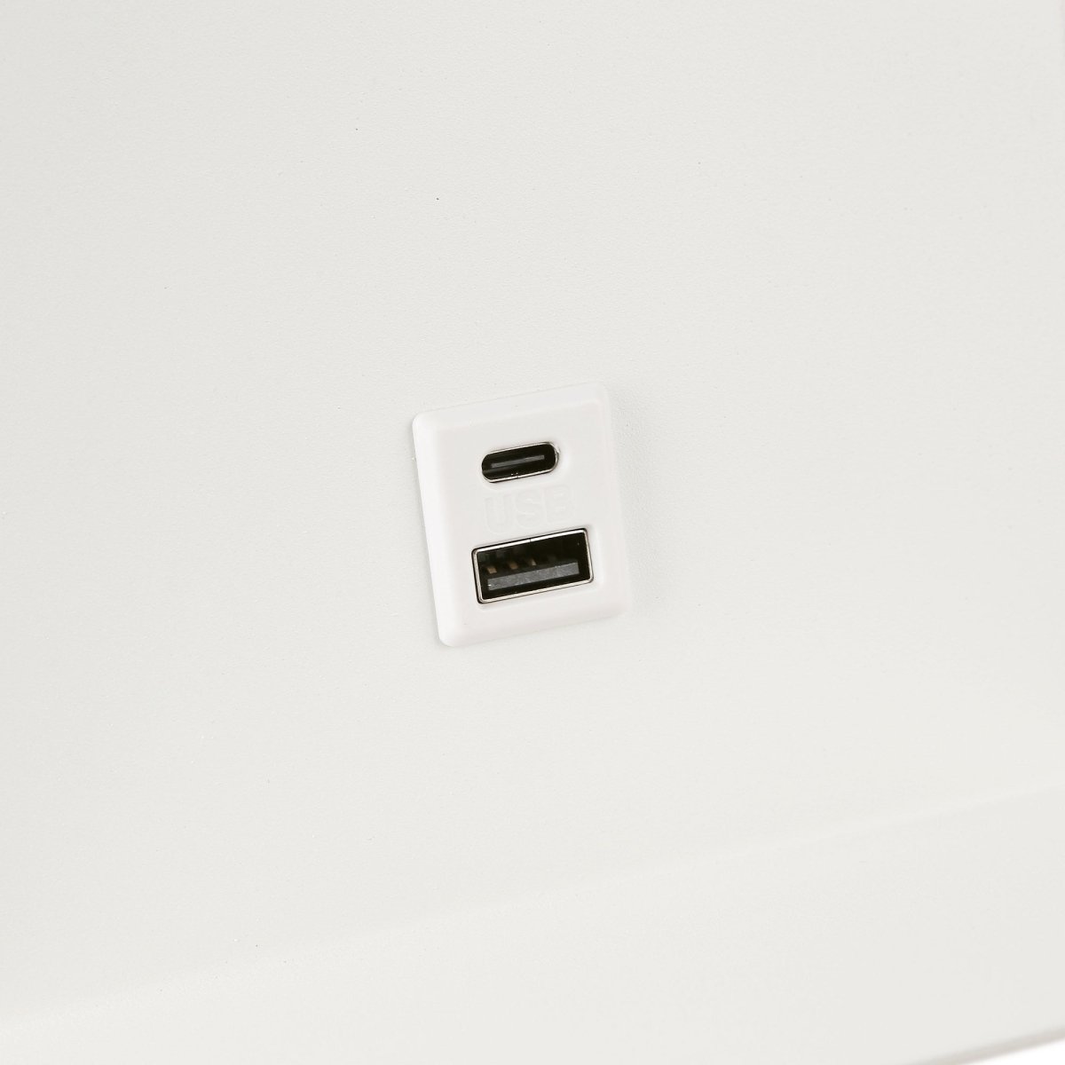 Aplique de pared para lectura "BASKOP" - Puerto USB + USB-C - 6W - Barcelona Led-Decoración