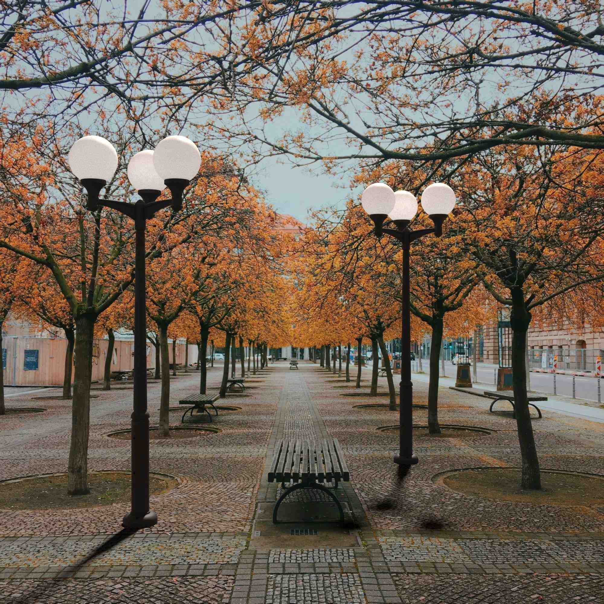 Poste Exterior de Tres Luces "GLOBE 400 MODERN" Fumagalli - 4 opciones - E27 (8)