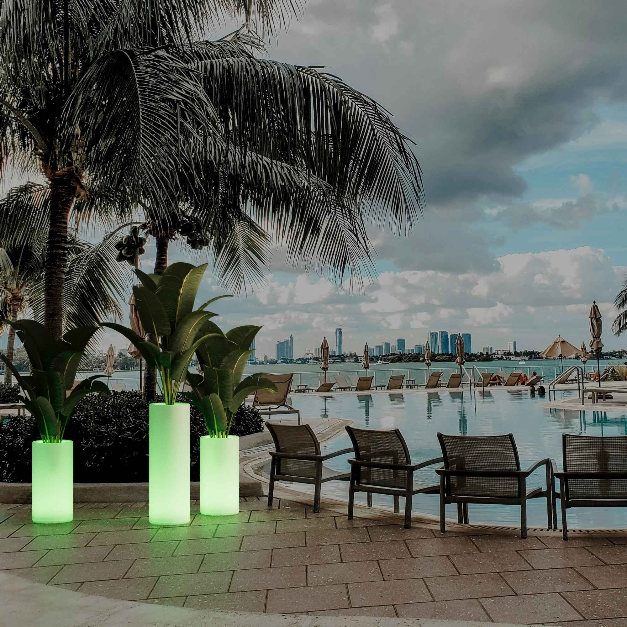 Macetero cilíndrico LED RGBW - 5W - 80 x Ø 40cm - Recargable (15)