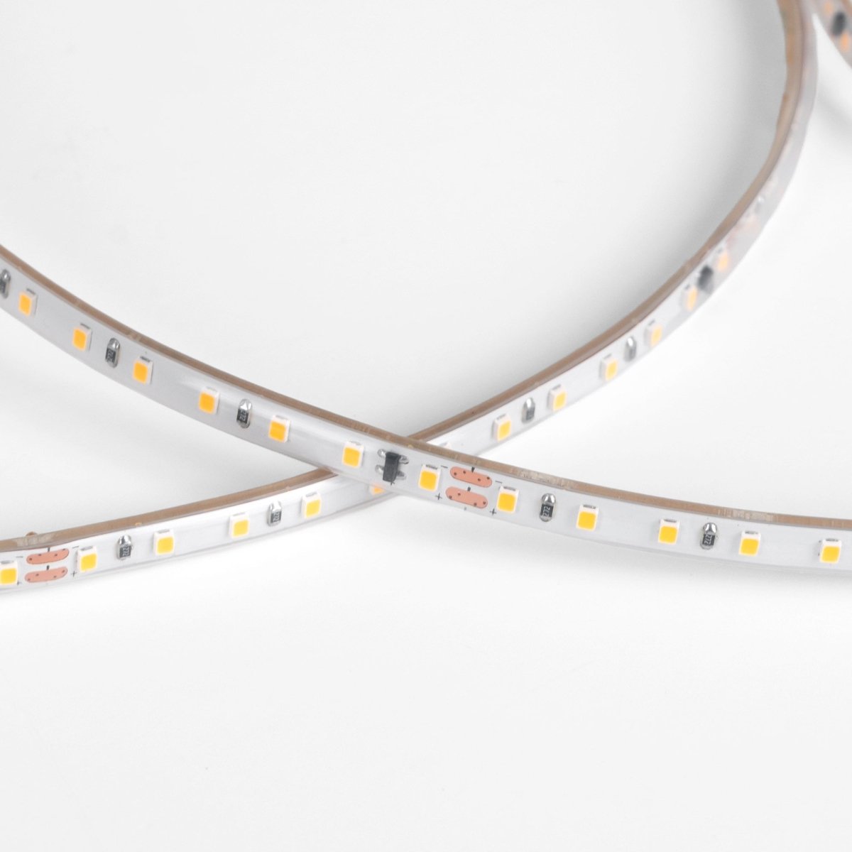 Tira LED 220V AC - Monocolor - 8W/m - 6.5mm - IP44 - 5 metros - 120ch/m - Barcelona Led-