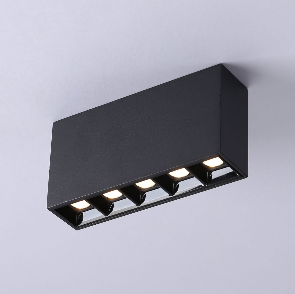 Foco lineal LED superficie - 10W - UGR18 - CRI90 - Chip OSRAM - Barcelona Led-