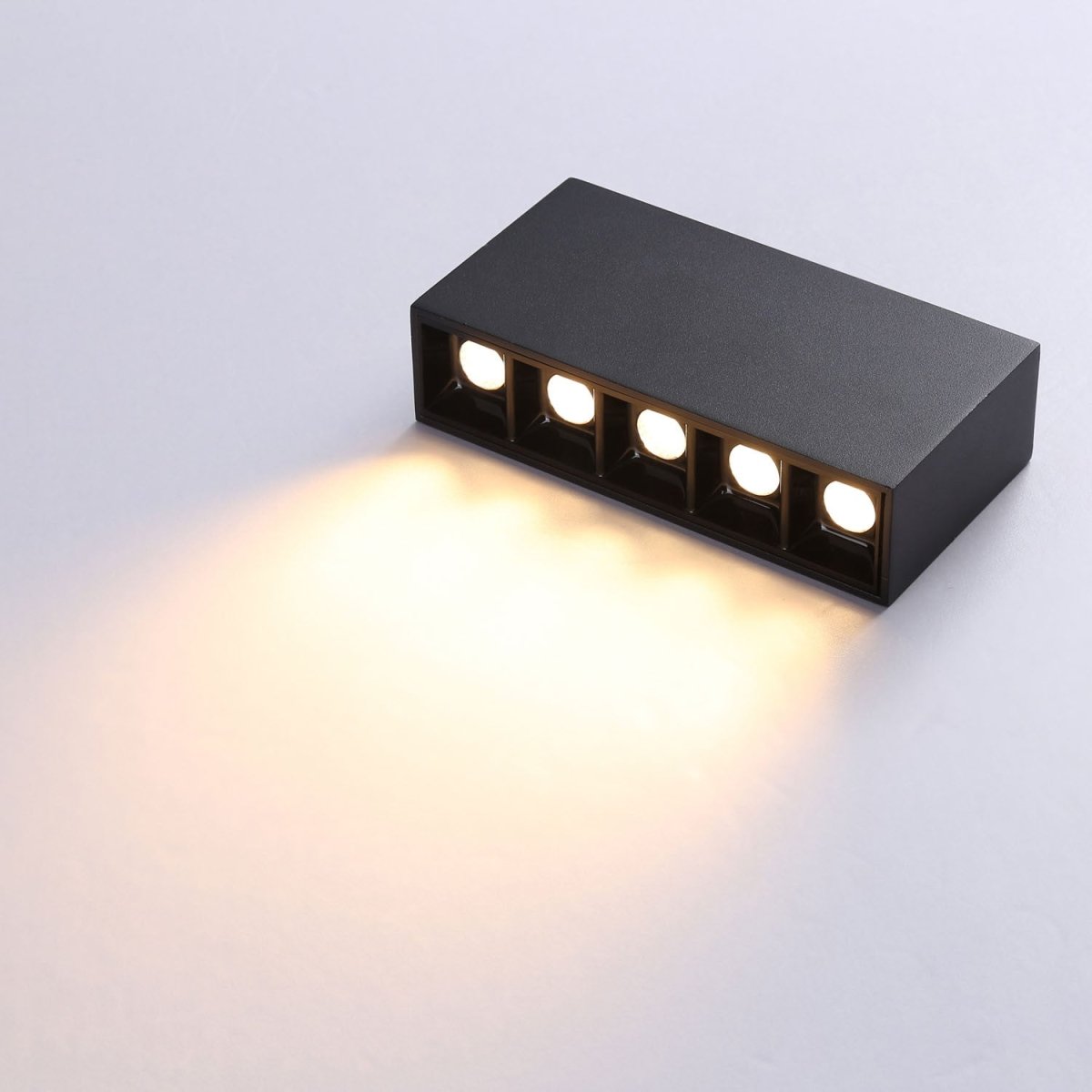 Foco lineal LED superficie - 10W - UGR18 - CRI90 - Chip OSRAM - Barcelona Led-