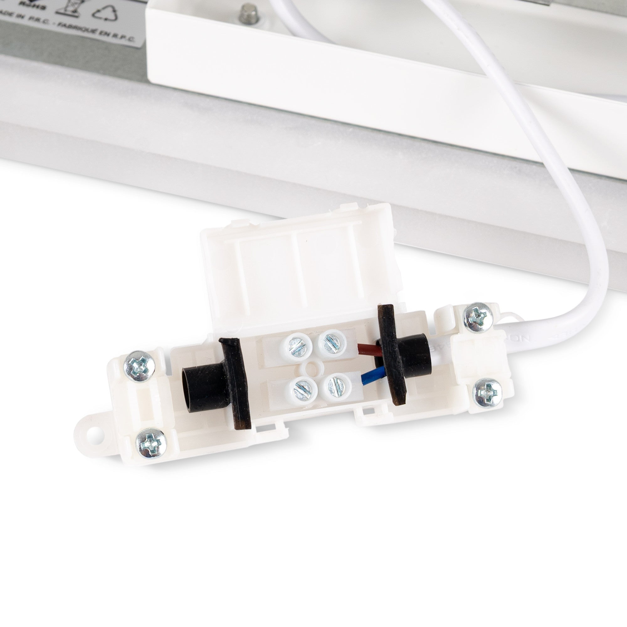 Aplique de pared para baño - 8W - 36 cm - 4000K (2)