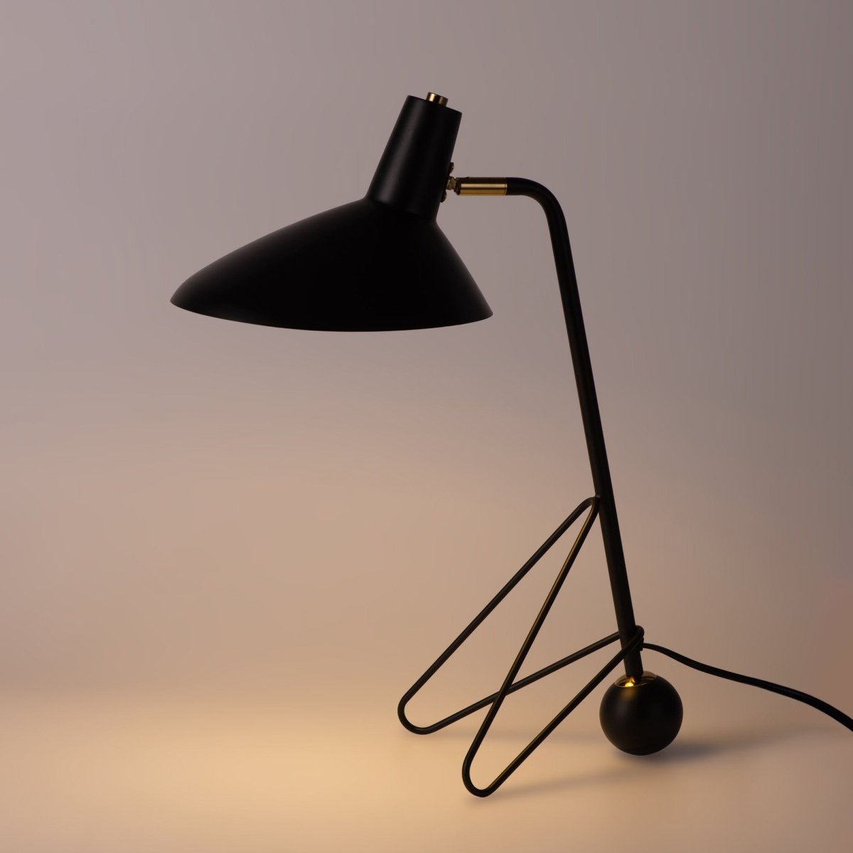 Lámpara de mesa trípode de diseño "PALMIRA" - E27 (8)