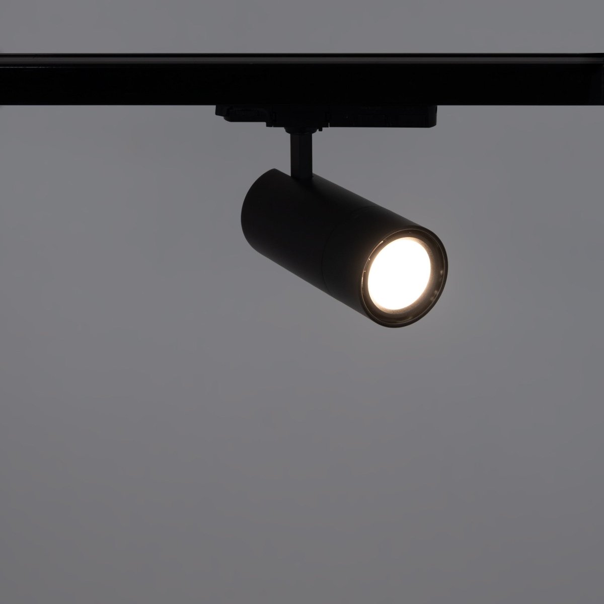 Proyector LED para carril trifásico - Potencia ajustable + ZOOM: 25W/30W/35W - CCT - Barcelona Led-