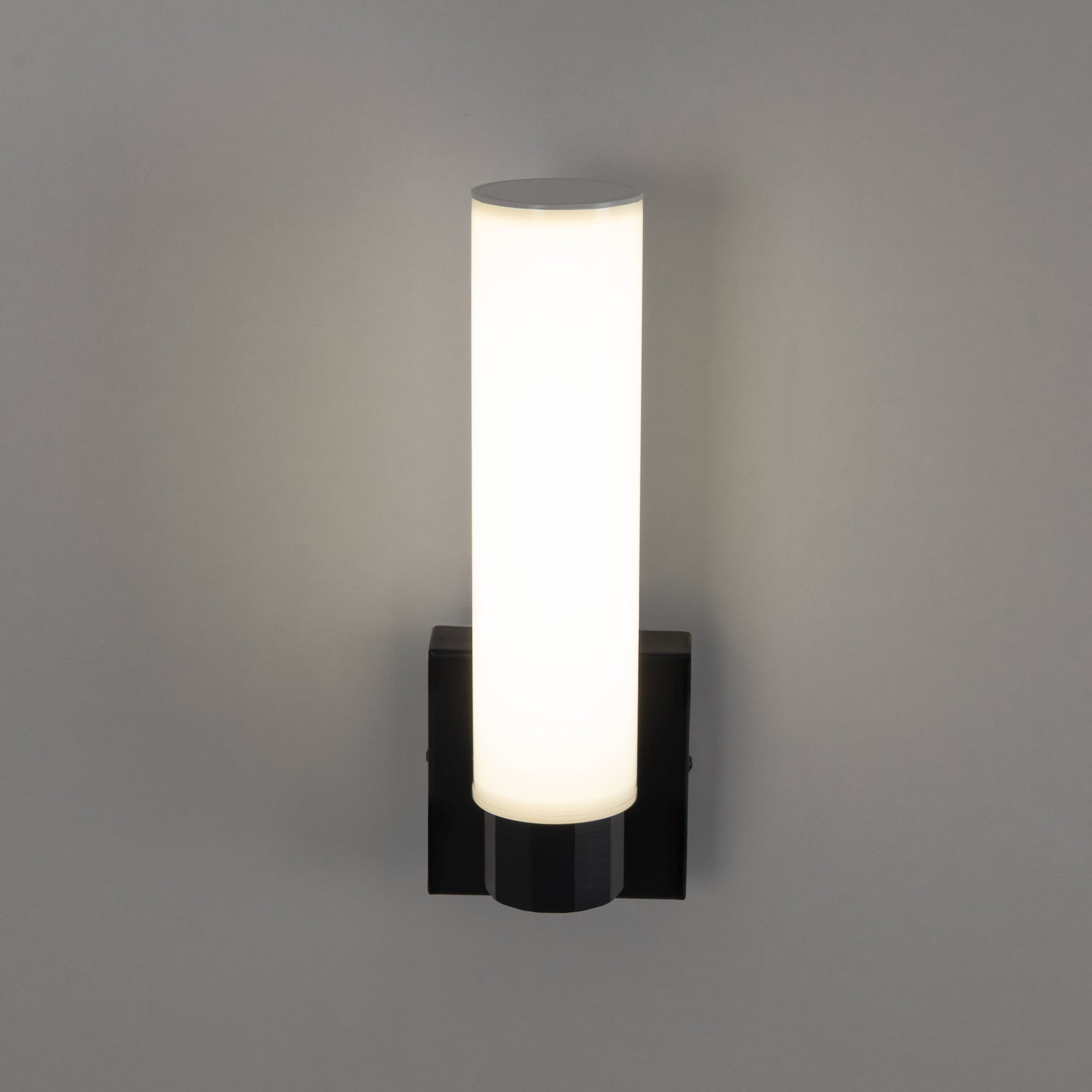 Aplique LED tubular para baño - 4W - 320lm - IP44 (28)