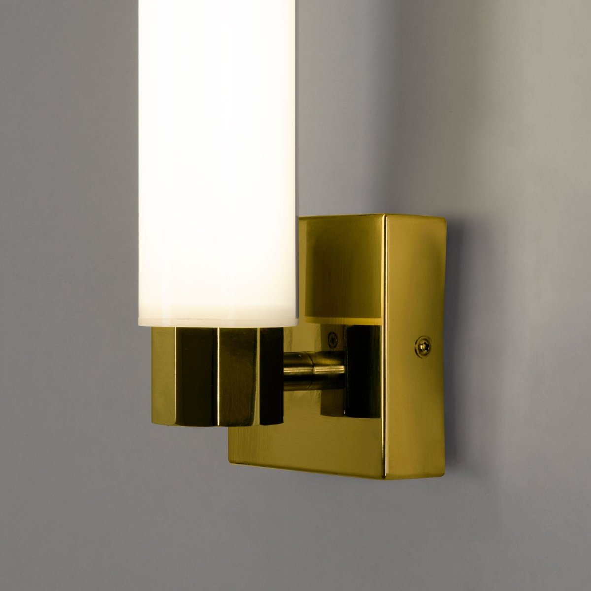 Aplique LED tubular para baño - 4W - 320lm - IP44 - Barcelona Led-