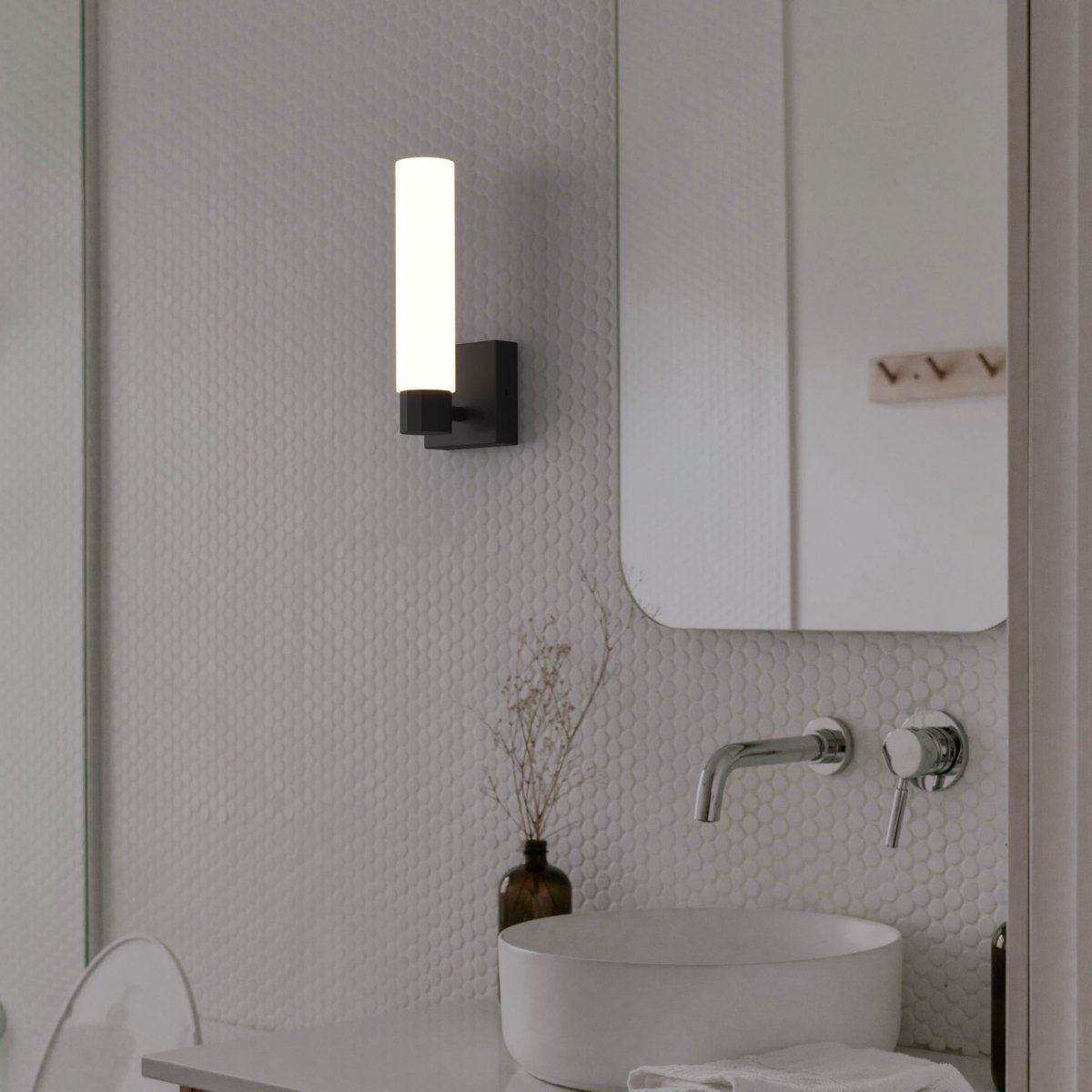 Aplique LED tubular para baño - 4W - 320lm - IP44 - Barcelona Led-