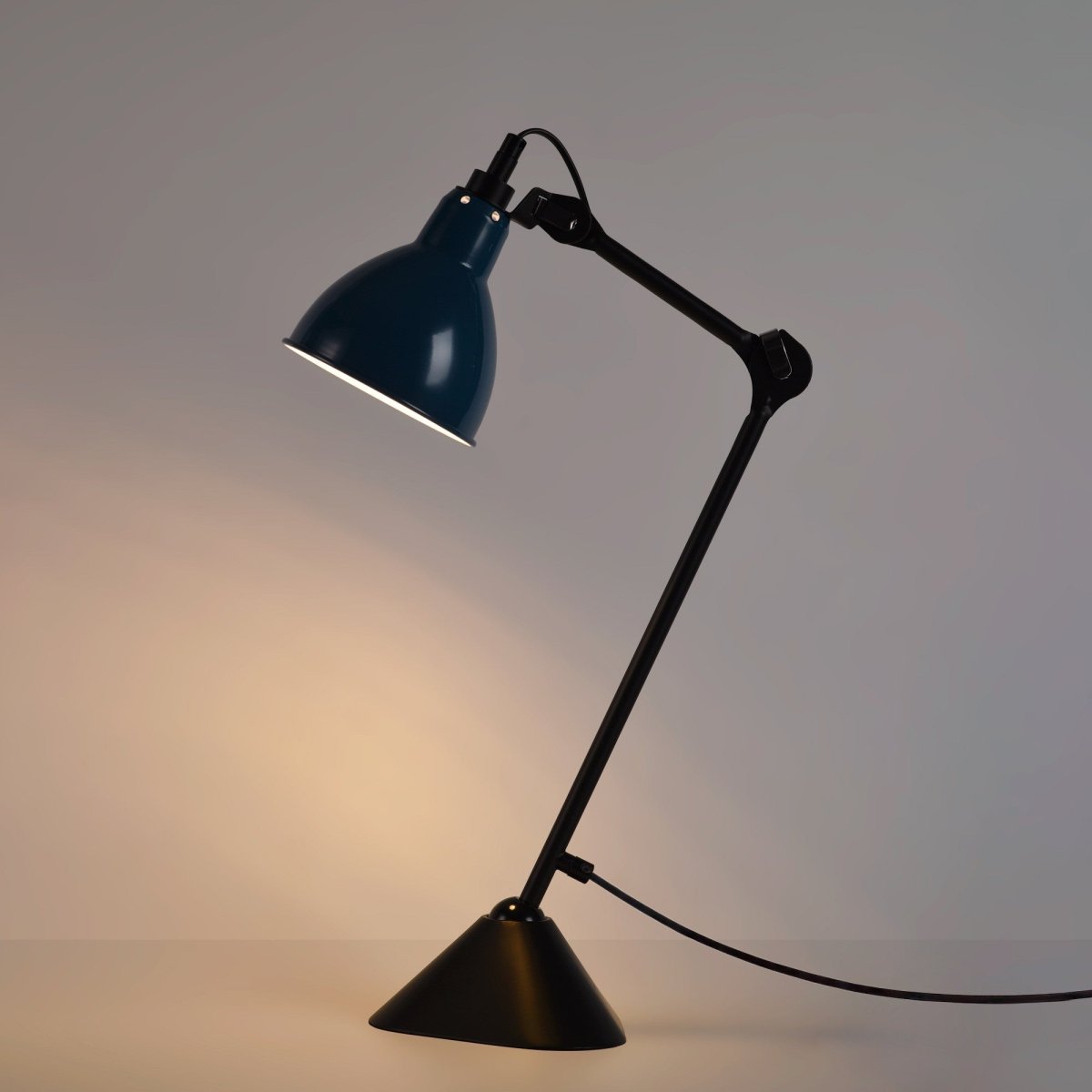 Lámpara de mesa articulada "RUBY 205" - E27 - Barcelona Led-Decoración