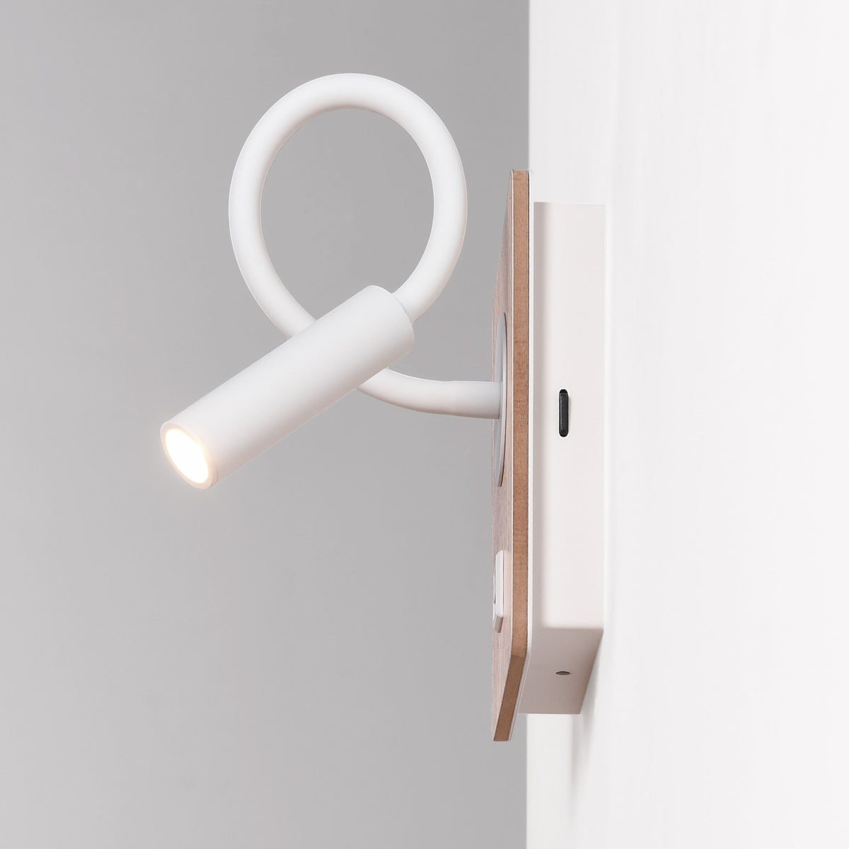 Aplique de pared flexible para lectura "LONDON" - Chip CREE - 3W - USB+USBC (27)