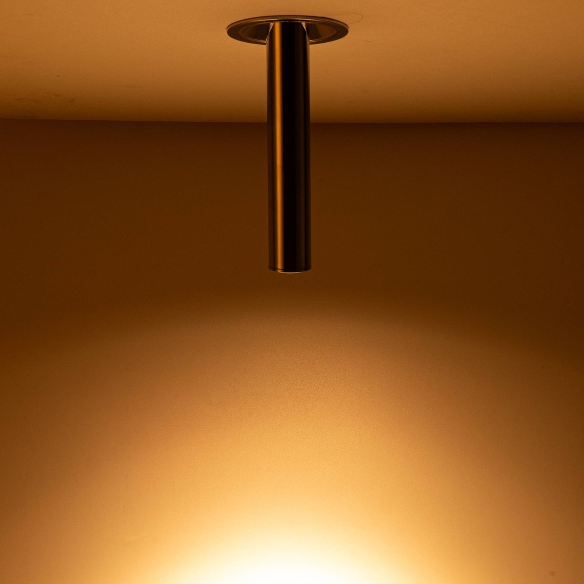 Foco LED empotrable orientable "ALAI" - Zoom - 200mm - 2800K - LED COB - chip Cree - 7W - Barcelona Led-