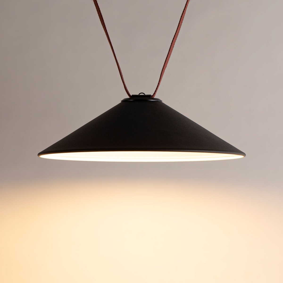 Lámpara CONO para sistema "Axia" - 12W - 48V - Luz cálida - Barcelona Led-Decoración