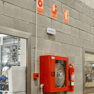 Luz de emergencia AUTOTEST 3W - 250lm - 3 h de autonomía (9)