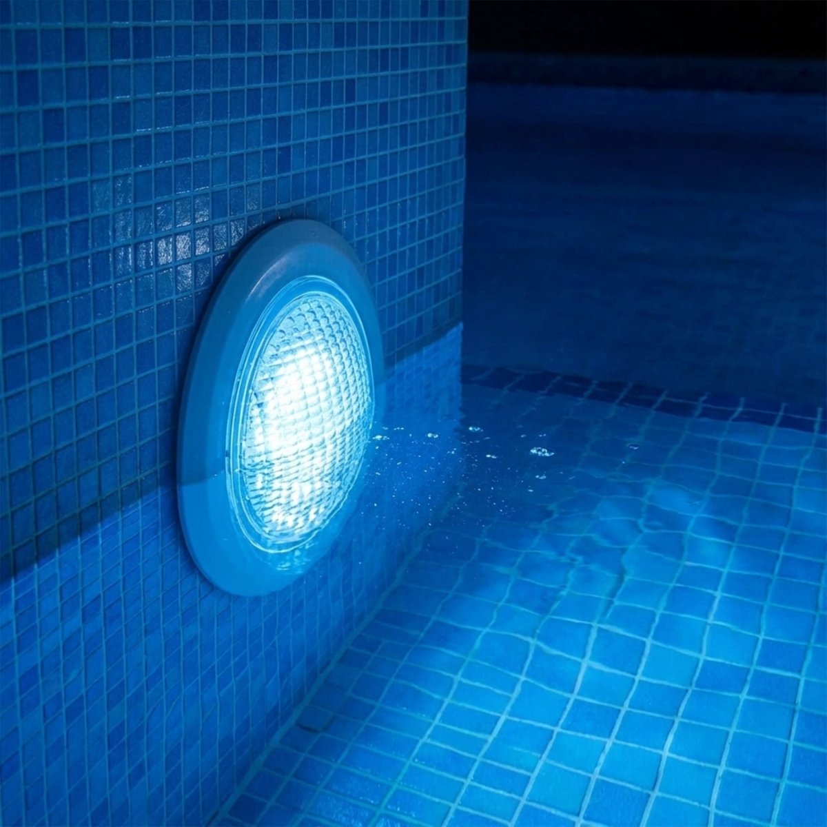 Bombilla LED para piscina sumergible PAR56 12V AC - 24W - IP68 - Barcelona Led-