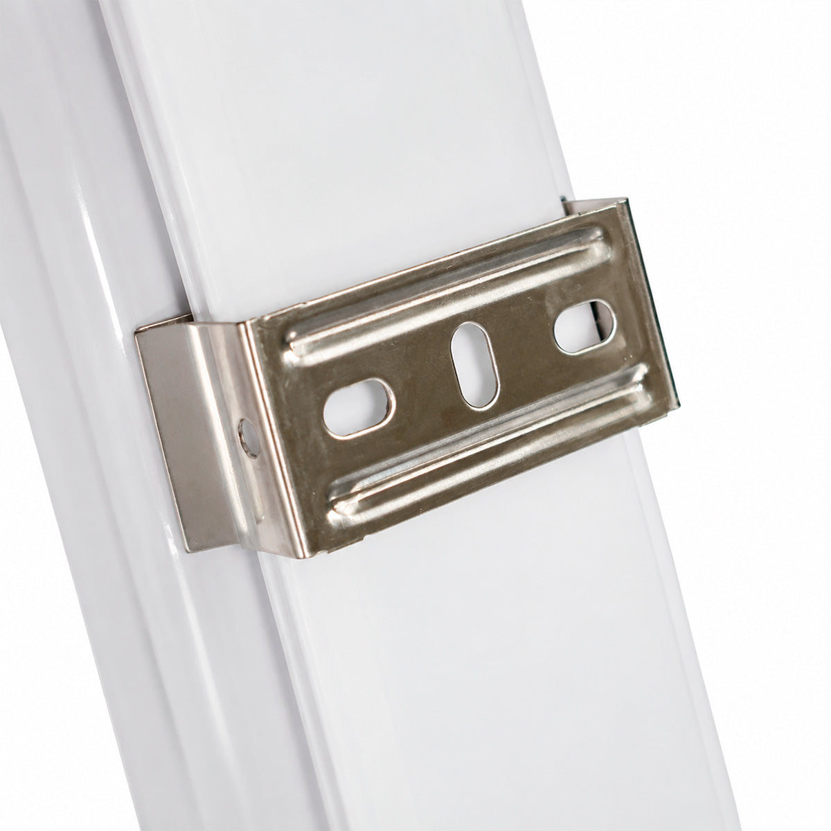 Pantalla estanca LED - 36W - CCT - 120cm - IP65 (10)