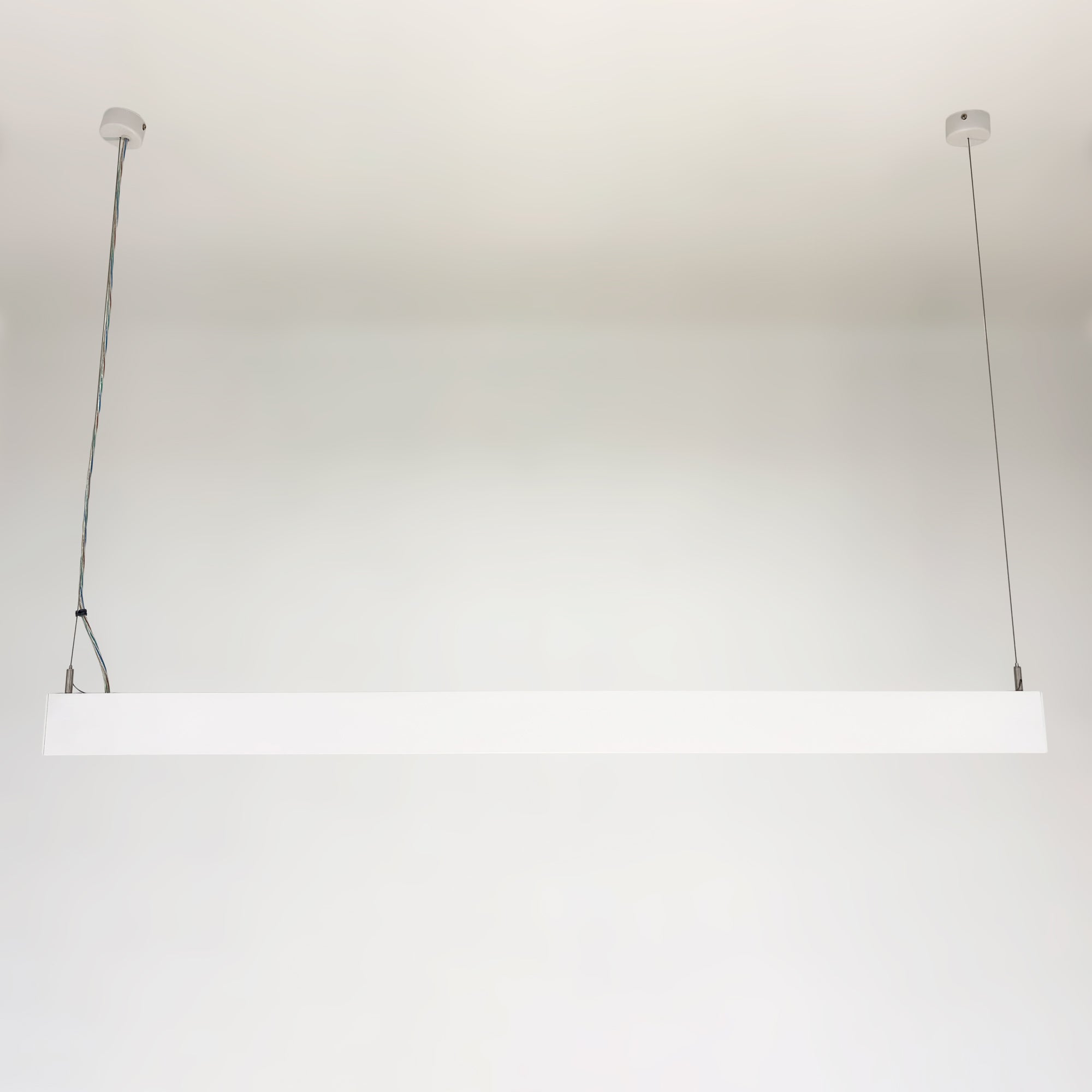 Luminaria lineal LED CCT - Suspensión/superficie - Potencia ajustable 20W/30W/40W - 120cm - UGR 17 (27)