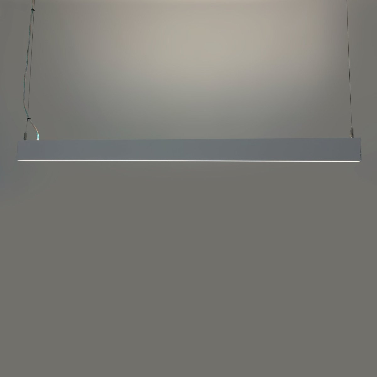 Luminaria lineal LED CCT - Bidireccional - Suspensión - Potencia ajustable 20W/30W/40W - 120cm - UGR 19 (7)