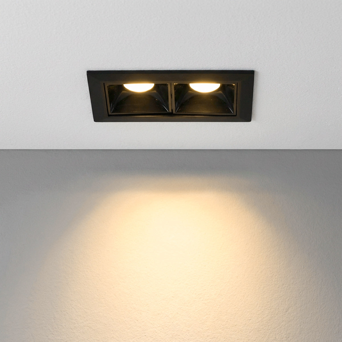 Foco lineal LED empotrable 4W - UGR18 - CRI90 - Driver LIFUD