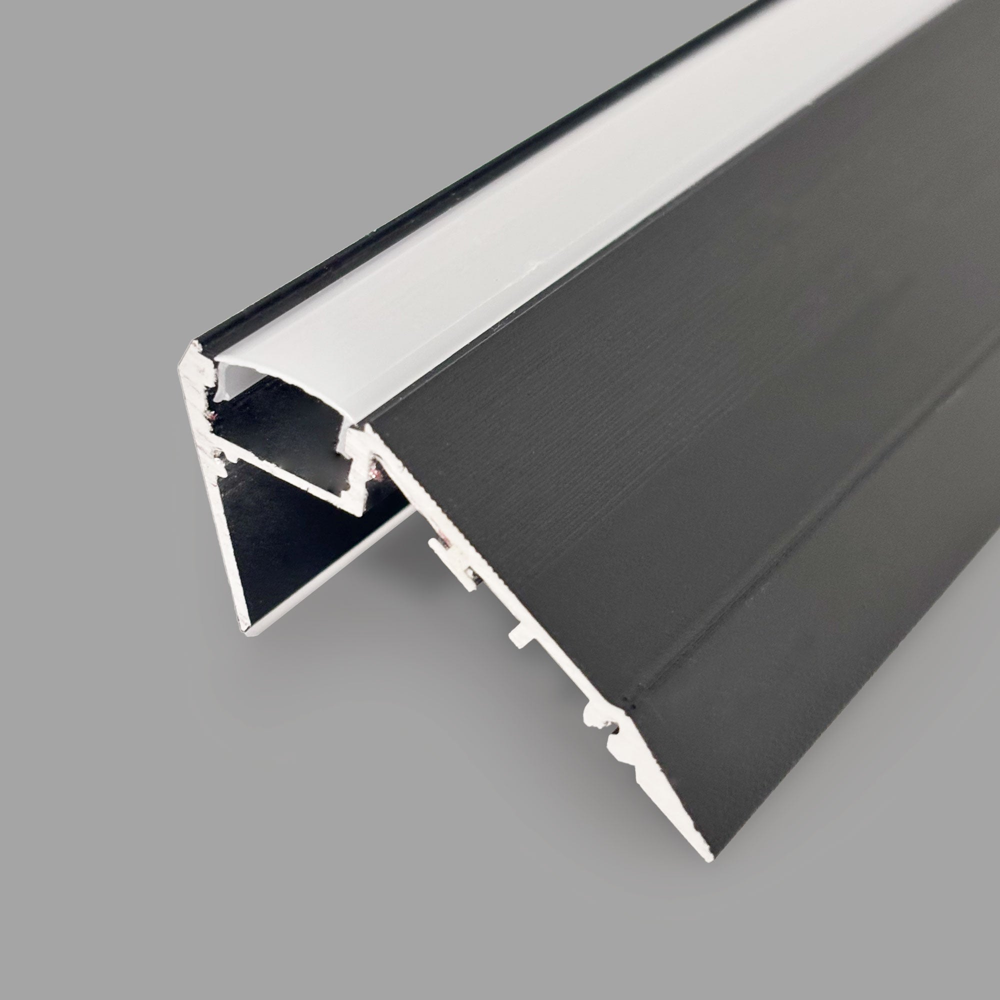 Perfil tira LED de superficie para esquinas con difusor - 54mm - Tira LED ≤12 mm - 2 metros - 1mm - 320g/m (2)