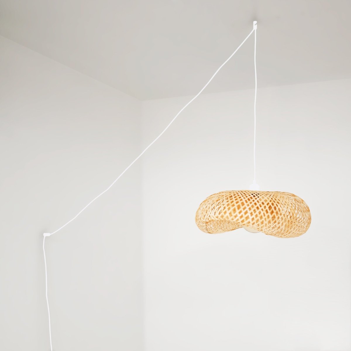Lámpara colgante de mimbre "FREY" - Con interruptor y enchufe - E27 - Barcelona Led-Decoración