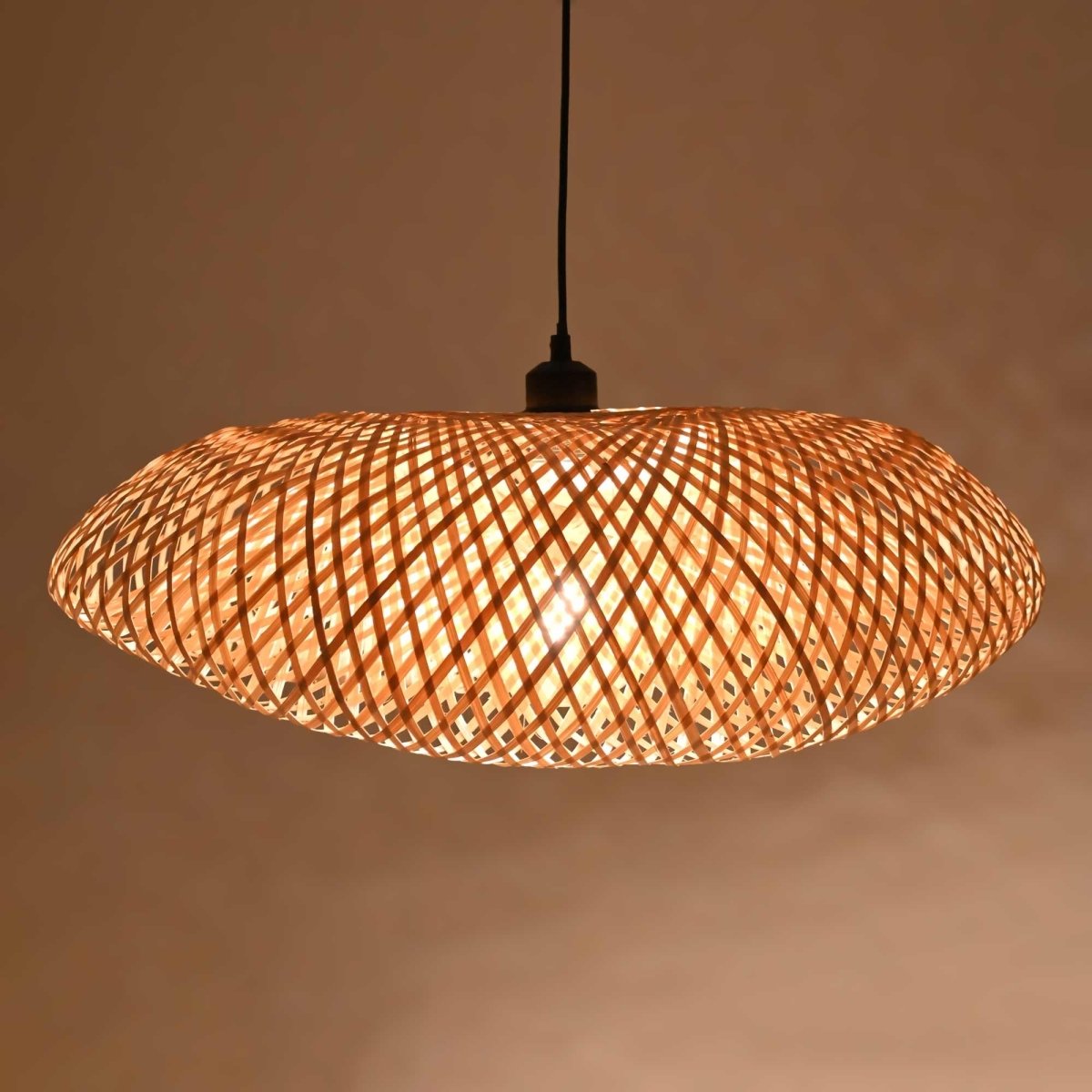 Lámpara colgante de mimbre "FREY" - Con interruptor y enchufe - E27 - Barcelona Led-Decoración