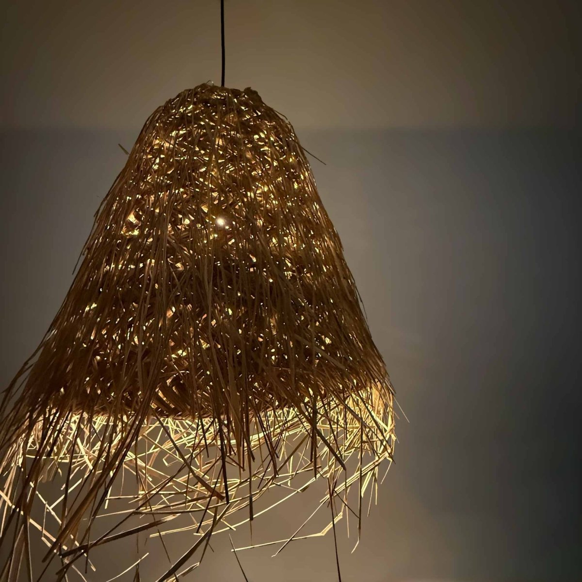 Lámpara colgante de mimbre "GUSS" - Con interruptor y enchufe - E27 - Barcelona Led-Decoración