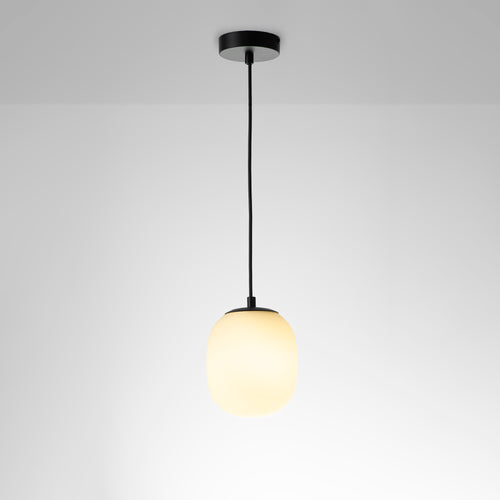 Designer-Pendelleuchte „OVO“ – E27