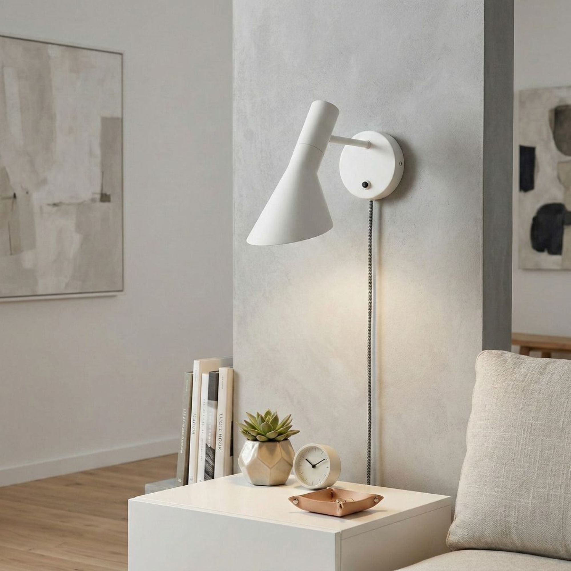 Aplique de pared diseño con cable y enchufe "Marlene" (1)