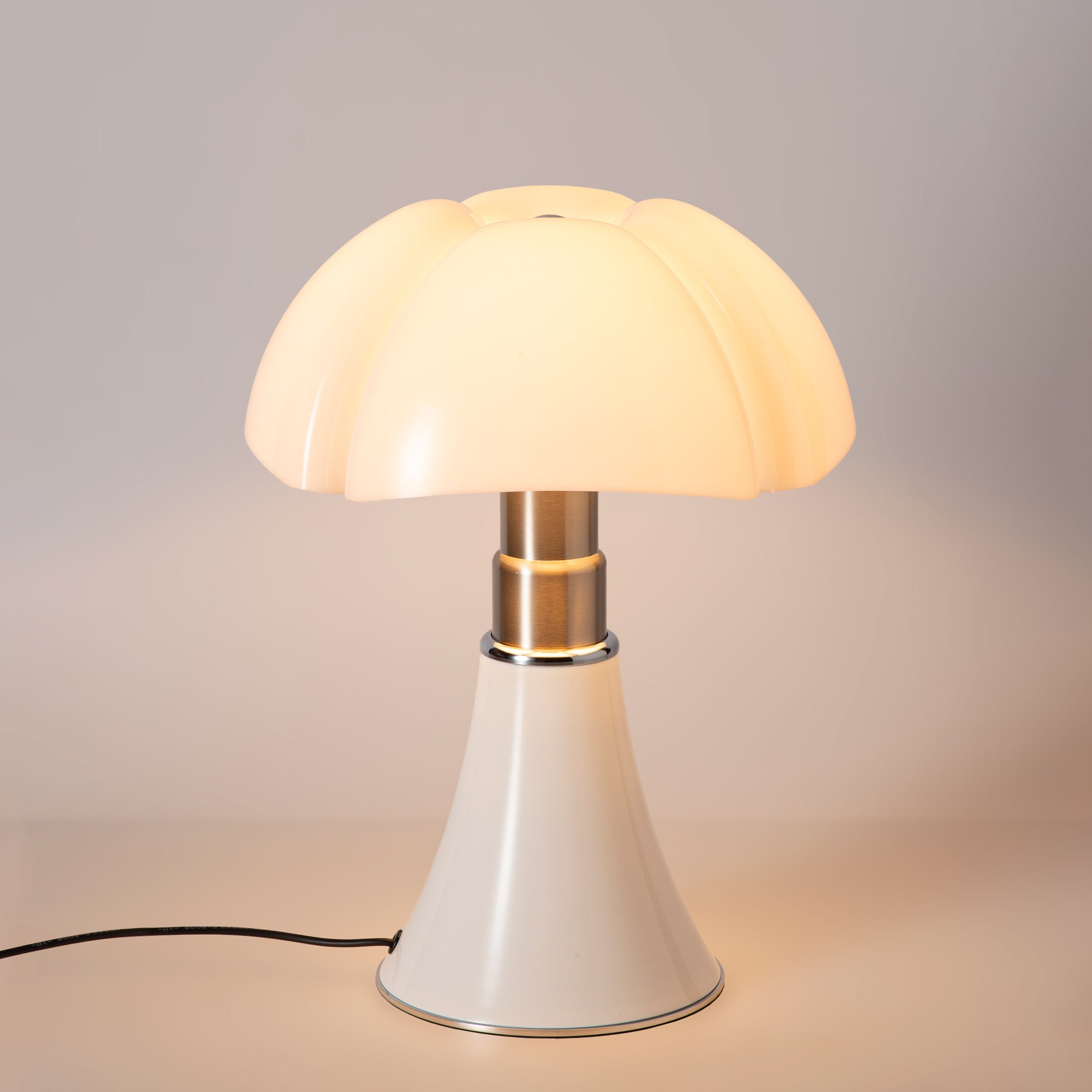 Lampara de mesa de diseño "NOTTURNA" - 3000K - 10W (2)