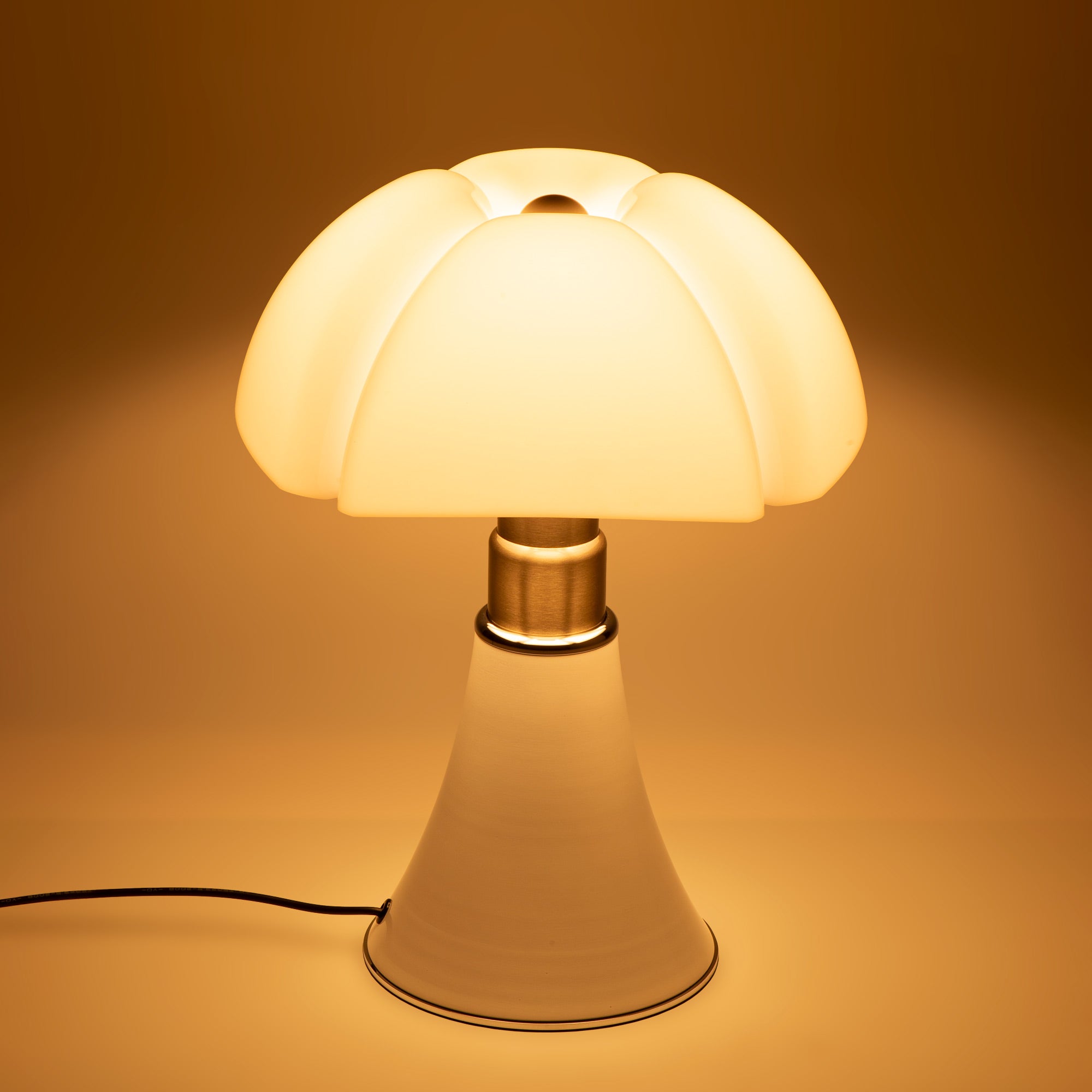 Lampara de mesa de diseño "NOTTURNA" - 3000K - 10W (7)