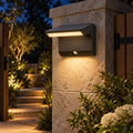Luminária de parede externa com painel solar e sensor PIR - 3W - Branco quente - IP44 4