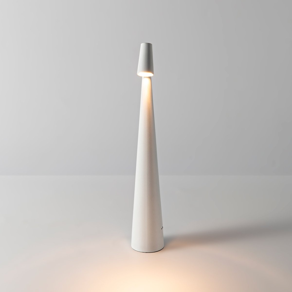 Lámpara de mesa LED portátil - Táctil - 3000K - Barcelona Led-Decoración