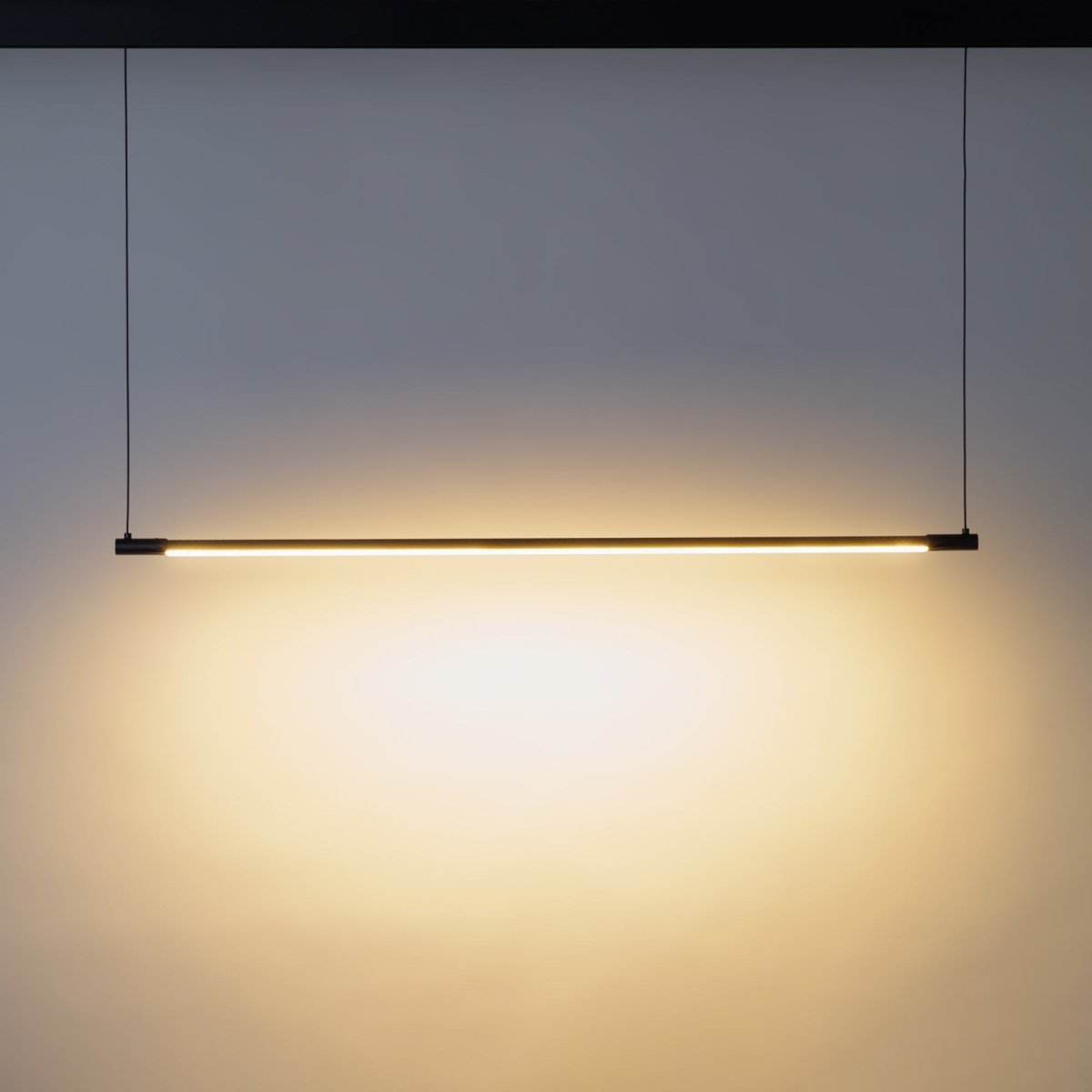 Lámpara colgante LED horizontal para carril magnético - 48V - 18W - 2800K - 100cm - Barcelona Led-