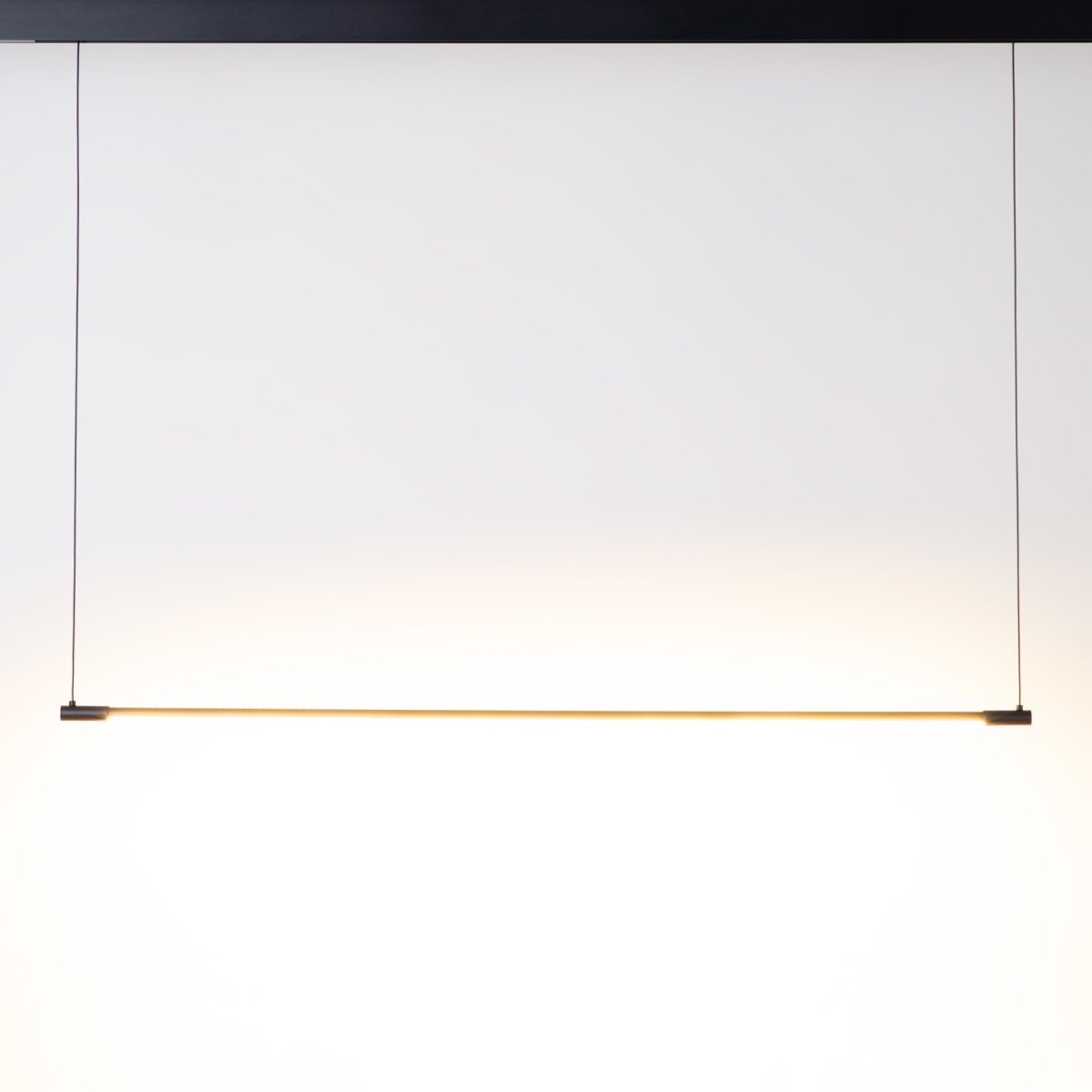 Lámpara colgante LED horizontal para carril magnético - 48V - 21W - 2800K - 120cm - Barcelona Led-