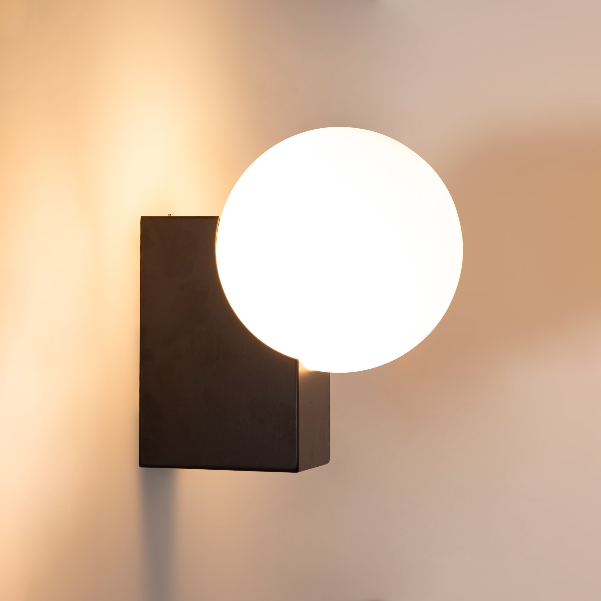 Aplique de pared de diseño "SIDERAL" - G9 - Bola de cristal (1)