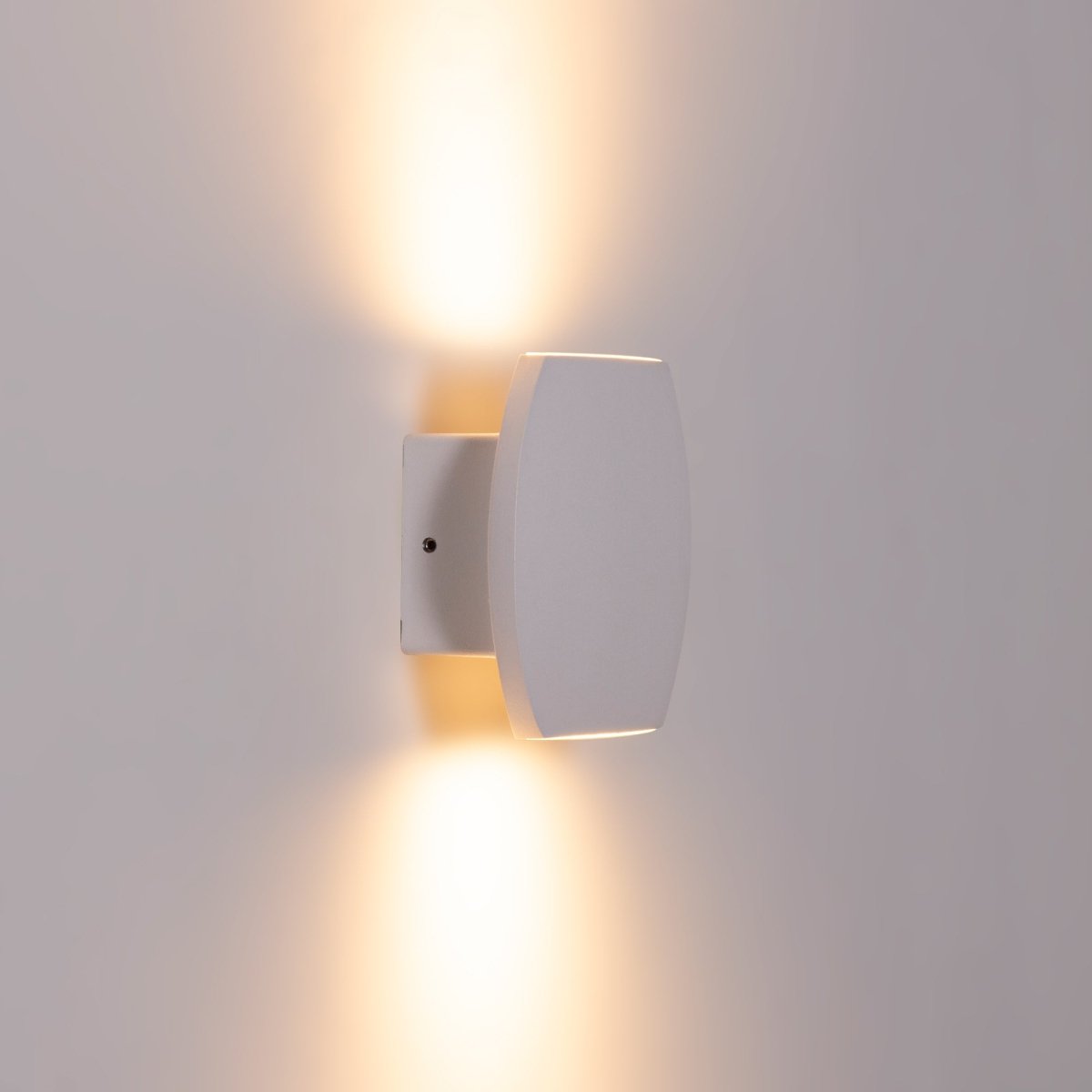 Aplique de pared LED "ARTEMIS" - Up & Down - 6W - 2700K- IP65 - Barcelona Led-Iluminación