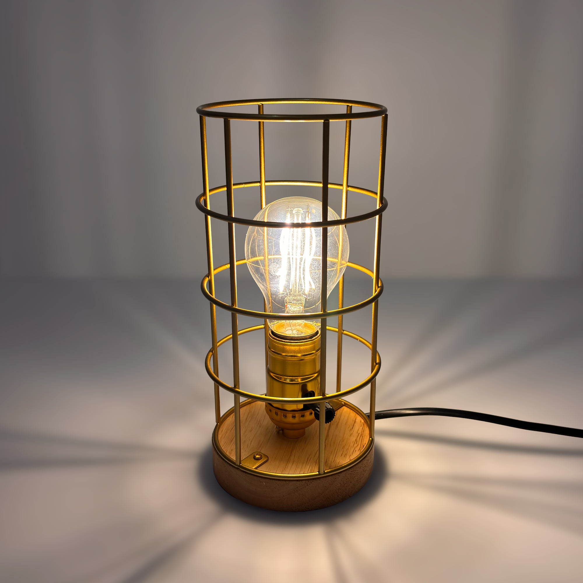 Lámpara vintage de mesa de estilo industrial madera y rejilla "GREGOR" (17)