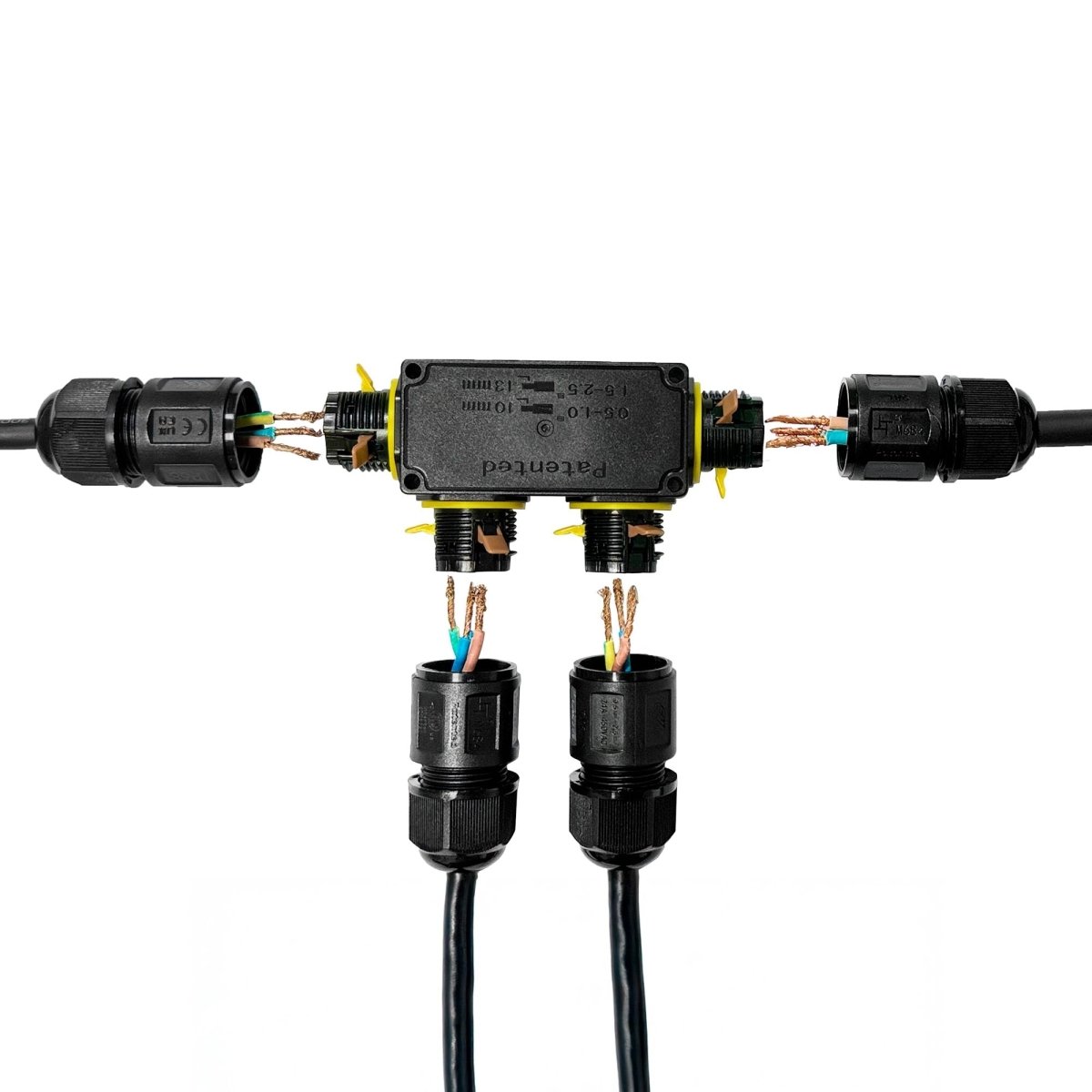 Conector impermeable en F - 3P - IP68 - 0,5-2,5mm² - 24A - T105 - Barcelona Led-Material eléctrico